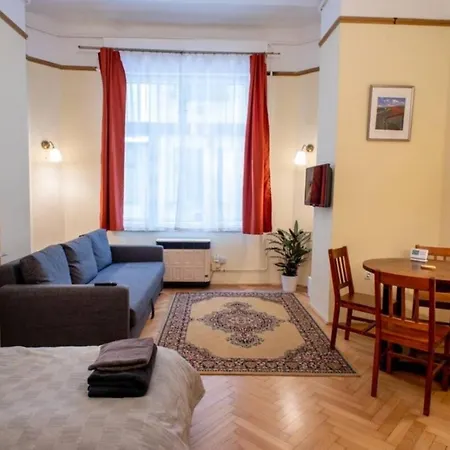 Danube Private *